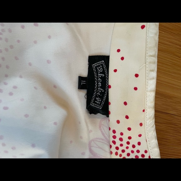 Unique Vest in qi pao/cheongsam style. Minimal wear. - Picture 3 of 8